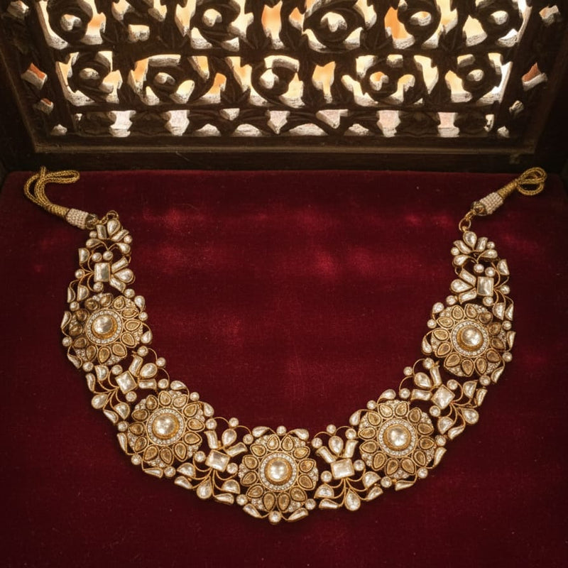 Kundan Queen's Treasuer
